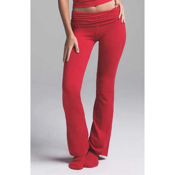 SKIMS Foldover Pants in Red Size Small - Picture 1 of 8